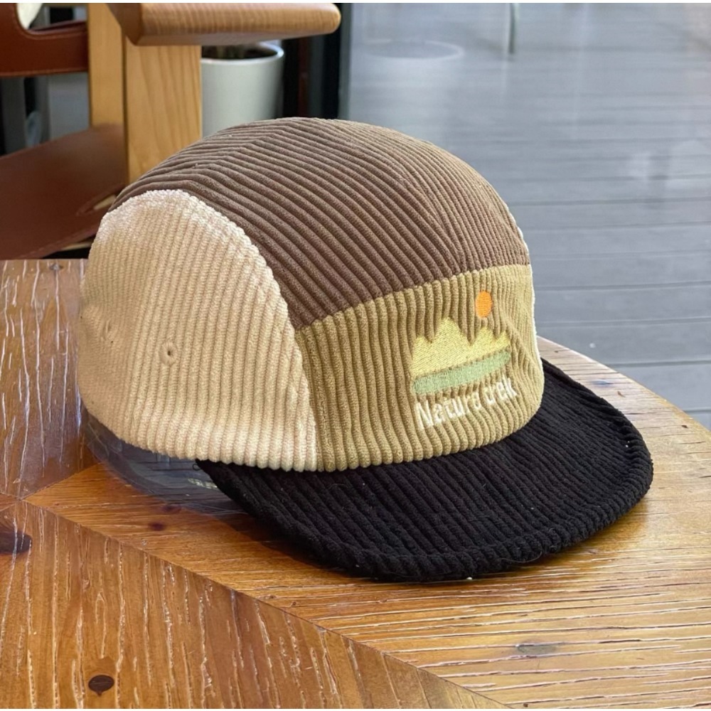 Gorra de 5 Paneles con Visera  - Corduroy Cap 5 Panel reseña y precio